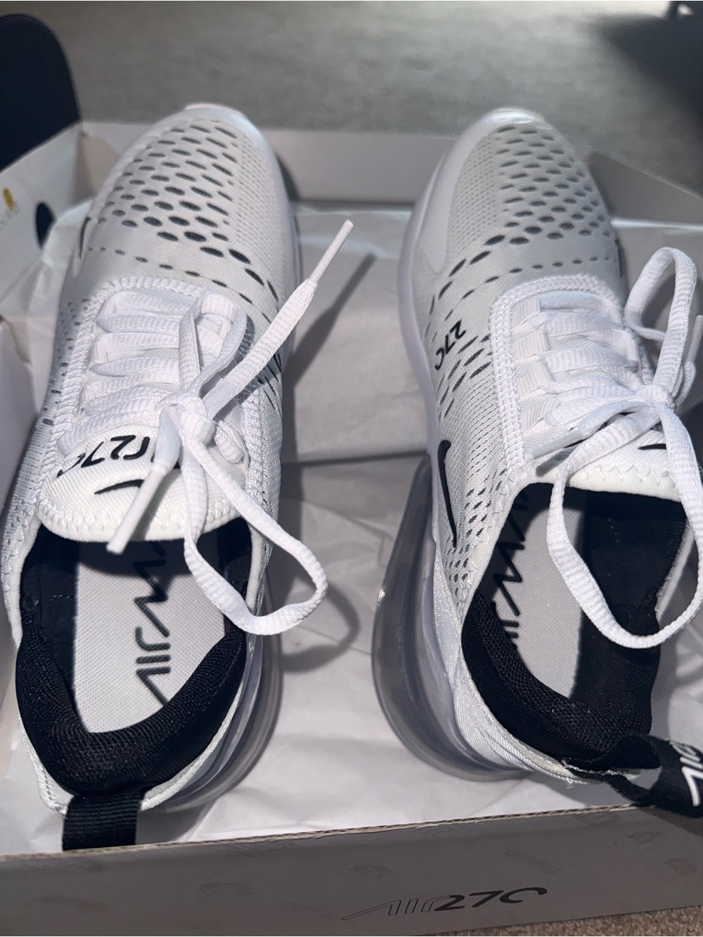 Nike W Air Max 270 - White & Black - Picture 5 of 6